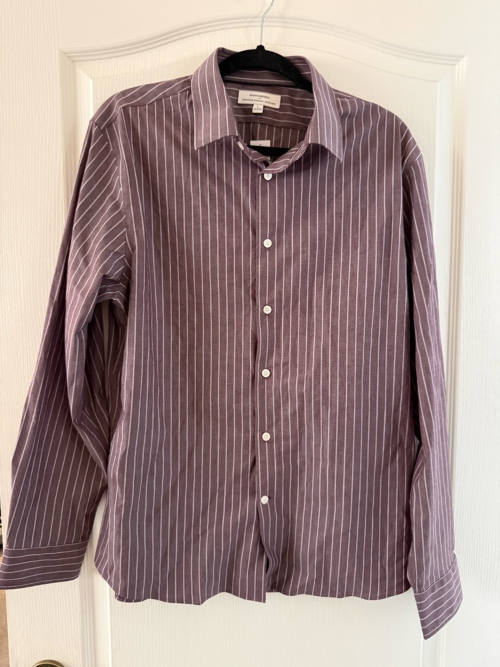 Banana Republic men’s button down in size large